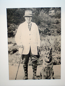 Warning: Undefined variable $titel in /mnt/web607/b2/52/5309852/htdocs/riemer-museum/Riemer-Fotos/fotoanzeige.php on line 100